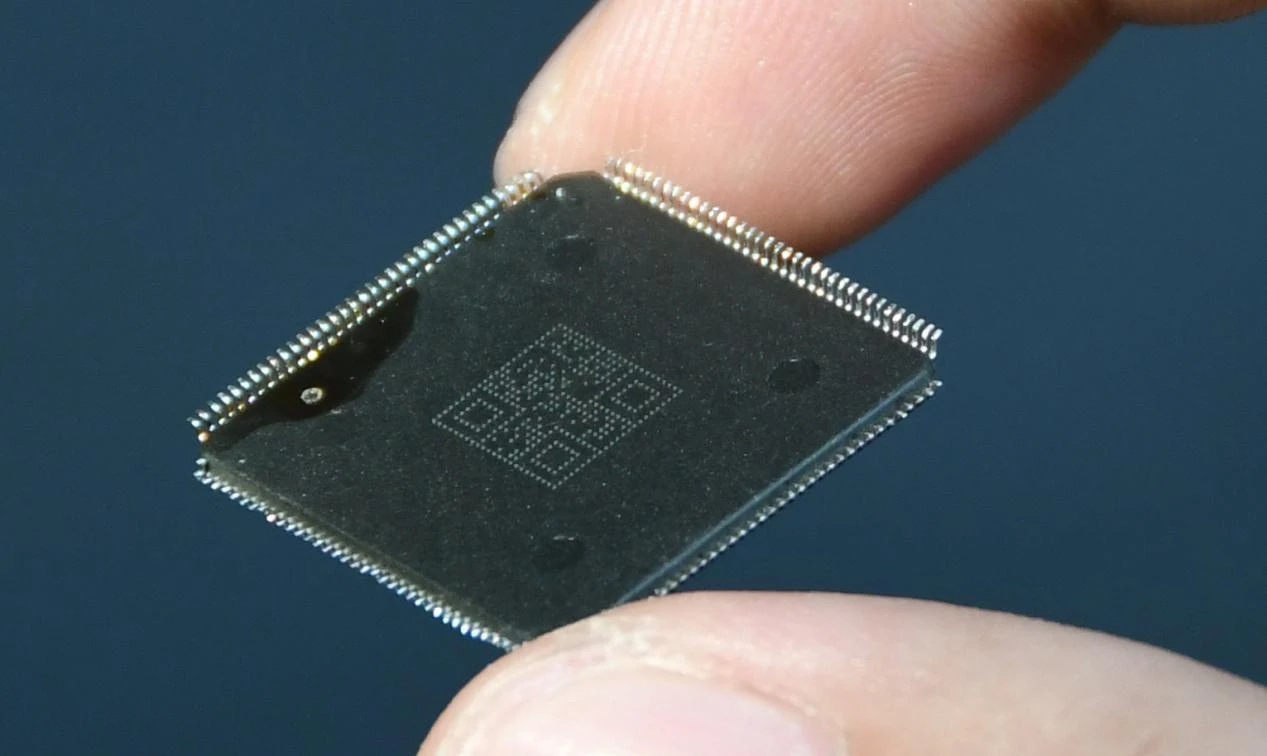UV laser marking machine for IC chip UV laser marking machine for IC chip